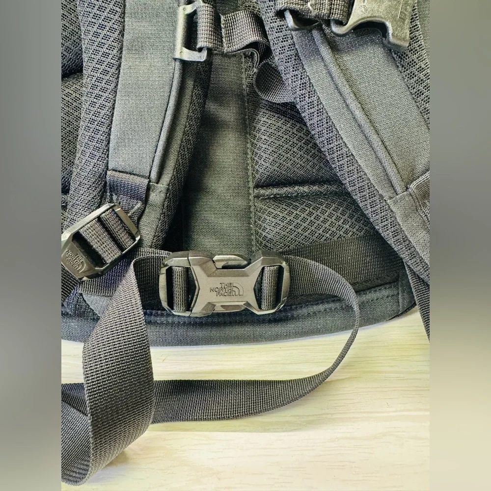 The North Face Fall Line Black Backpack